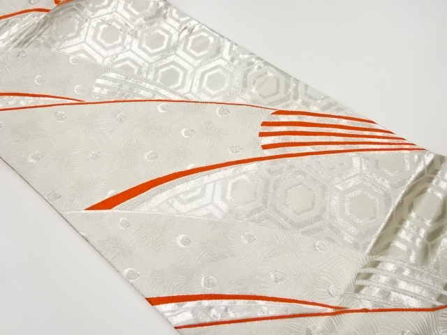 リサイクル　亀甲に孔雀羽模様織出し袋帯